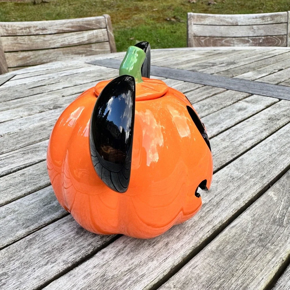 Disney Park Mickey Mouse Halloween Pumpkin Hand Painted Tea Light Candle Holder